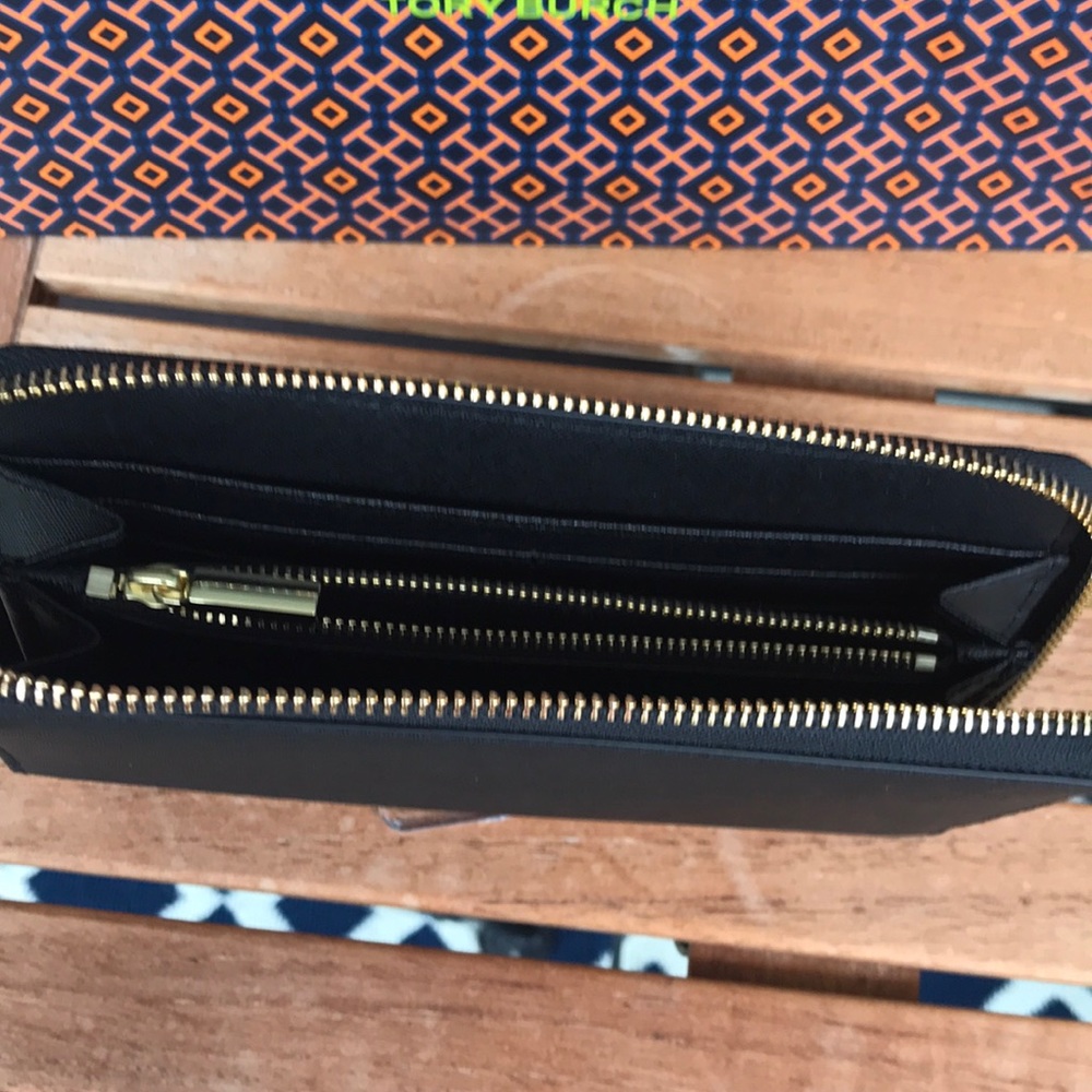 NWT Tory Burch Emerson Zip Continental Wallet - Picture 6 of 8